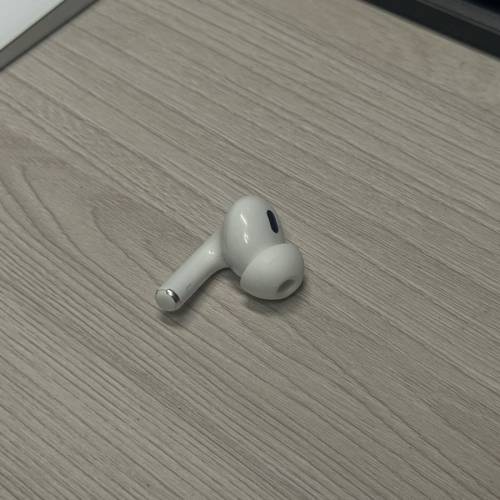 Apple AirPods Pro 2 左耳
