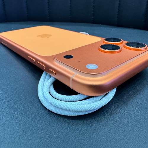 99%New iPhone 16 Pro Max 256GB 橙色 香港行貨 蘋果保養到2026年10月7日 電池效能...