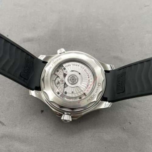 Omega 歐米茄 Seamaster Diver 300
