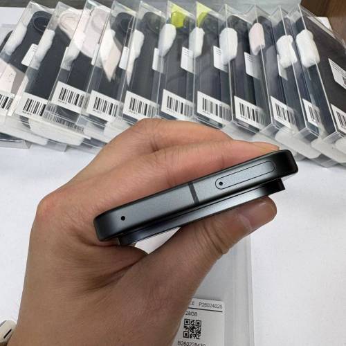 💥全新日版pixel💥單卡+esim 日本版 google pixel 10 128gb 黑色