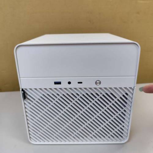 喬思伯jonsbo N2白色機箱
