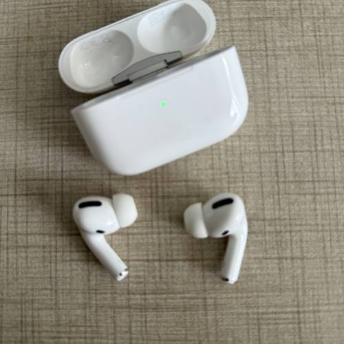 Apple AirPods Pro 無線耳機第一代
