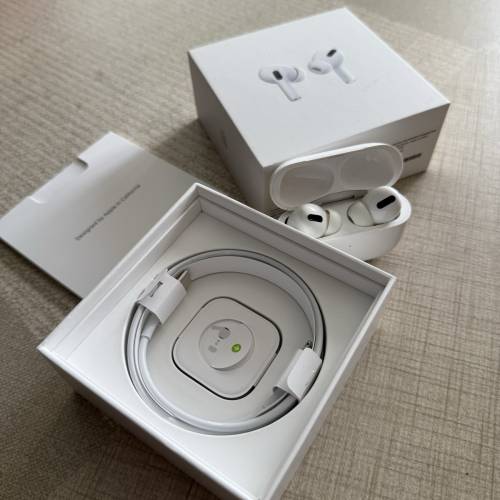 Apple AirPods Pro 無線耳機第一代