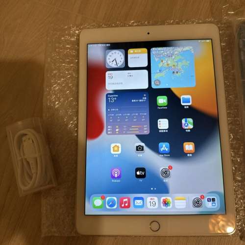 Apple iPad Air 2 100% working