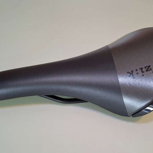 Fizik Aliante R7 saddle 坐墊
