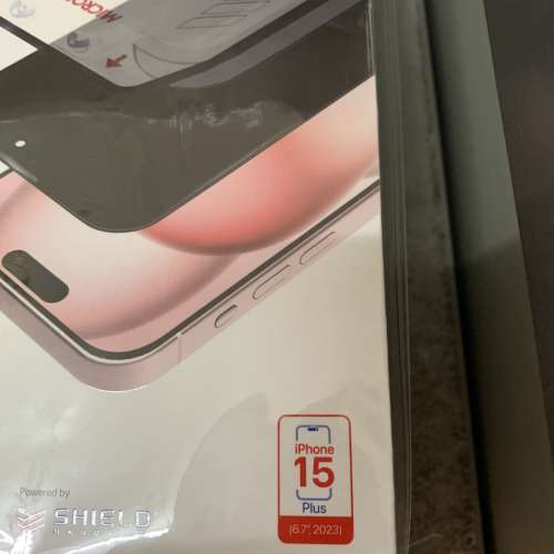 MICRODIA SCREENGuard iPhone 15系列 防窺玻璃保護貼 (兩片裝) 連安裝器$10一個 /$...