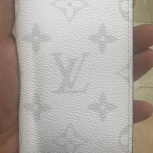 Louis Vuitton M30933