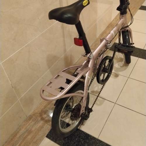 舊 成人/中童單車一部 ，14吋，6速，可摺，雙碟剎。