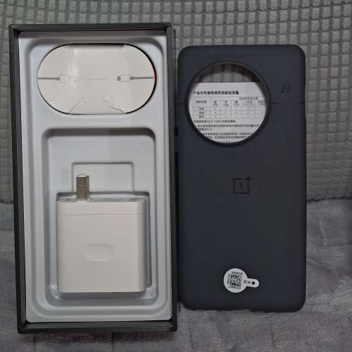 Oneplus 一加 13 黑色 24GB+1TB 國行 99% 新