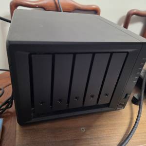 Synology DS1525+ NAS  全套連5隻16tb hdd
