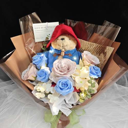 ‼️急單睇下文‼️獨家原創：絕版紅雨靴柏頓仔：Paddington Bear bouquet 公仔花束...