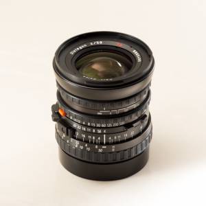 HASSELBLAD 50mm f/4 Carl Zeiss Distagon&reg; T* CFi FLE