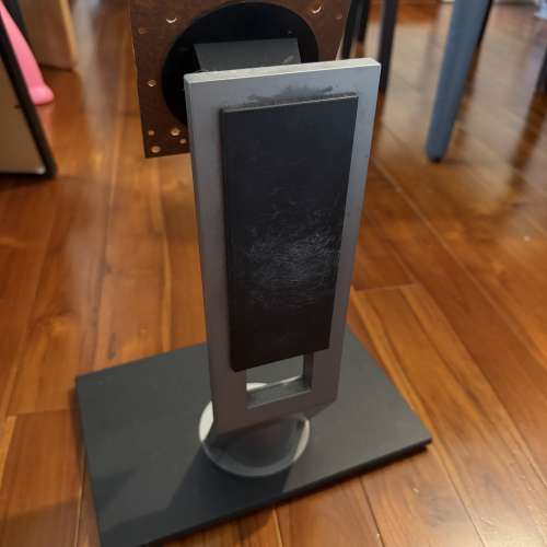 Dell U2311H Mon座