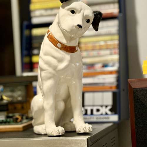出售Nipper RCA Victor dog，高度約25cm，整體80%新靚仔，有意請pm我，謝謝