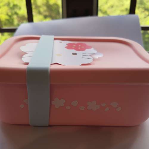 Hello Kitty 硅膠食物盒（全新）