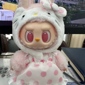 LABUBU THE MONSTERS &times; 三麗鷗家族系列 - 搪膠毛絨掛件