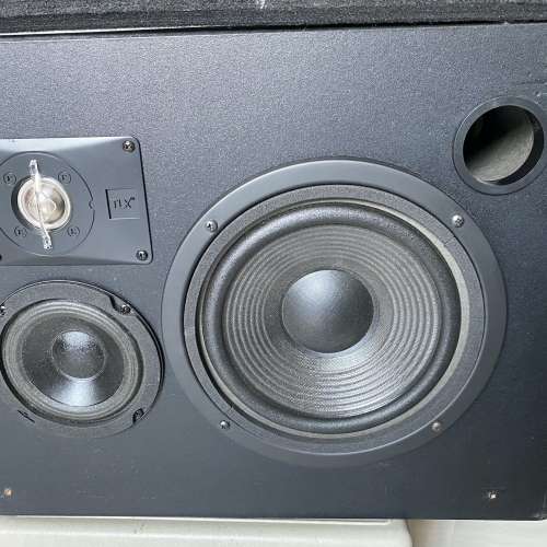 JBL 8330 AV. 喇叭