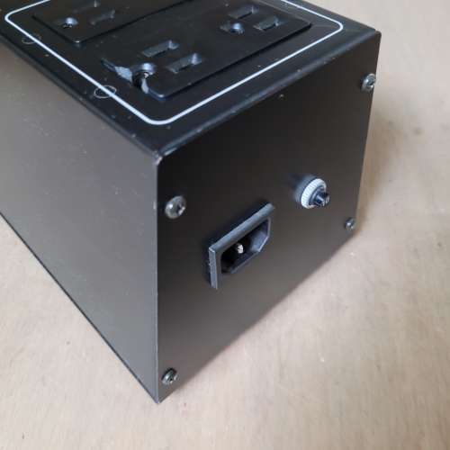 Power audio industries Power wedge 214P 電源處理器