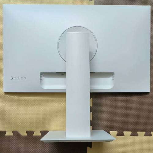 出售幾近全新 創維 F27B50U Pro 顯示器