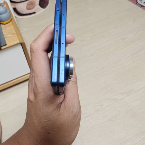 Samsung Galaxy z fold 7 1tb藍色 有花，100％正常