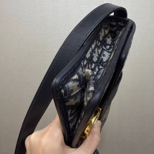 Dior 30Montaigne bag