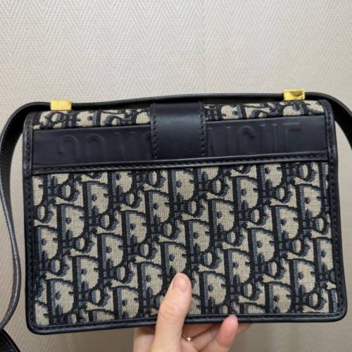Dior 30Montaigne bag