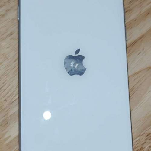 iPhone SE (第二代）128 GB 電池健康狀 94%