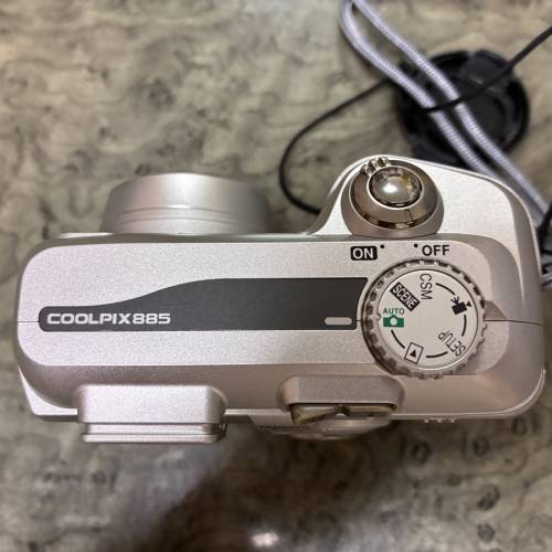 Nikon Coolpix 885