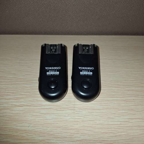 Yongnuo RF-603C II 無線閃光燈觸發器，主要用於攝影。