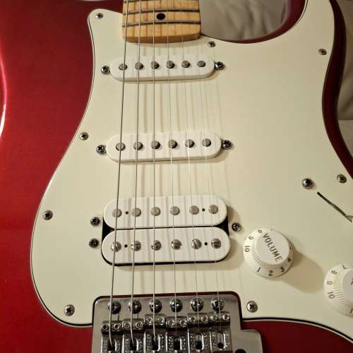 2015 Fender Stratocaster Standard Mexico HSS Apple Candy Red