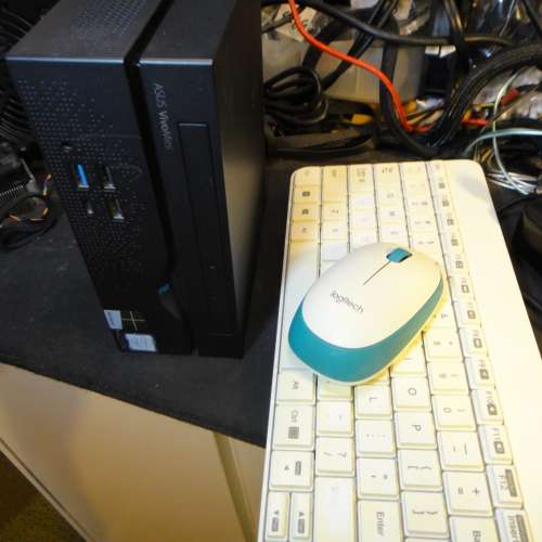 ASUS VivoMini VC66 迷你主機7 代 Intel&reg; Core&trade; i7-7700 128G M.2 1TB 8GB Ram ...