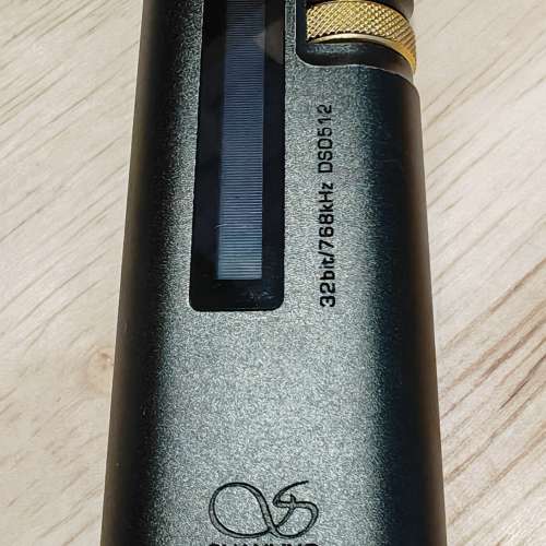 Shanling USB is a portable DAC/AMP adapter.