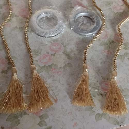 窗簾繩和圈$10