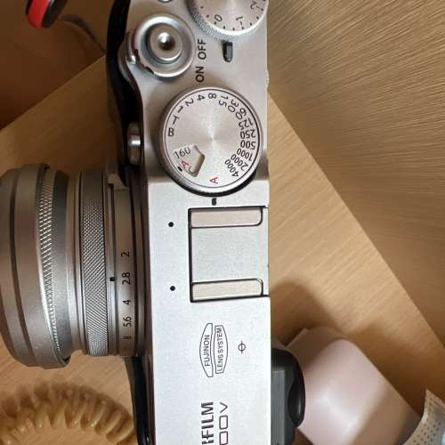 X100v銀色