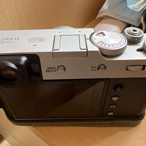 X100v銀色