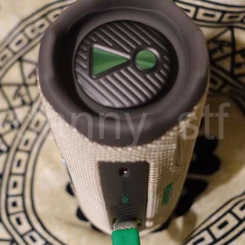 極新 香港行貨 JBL Flip 7 Portable Bluetooth Speaker 大熱賣斷市沙色 便攜式防水...