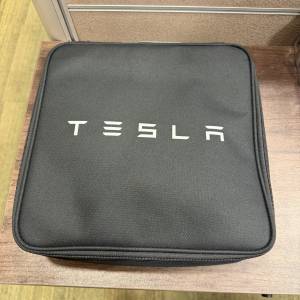 【全新】Tesla 第二代流動連接器 Gen 2 Universal Mobile Connector