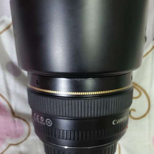 Canon EF 50mm f/1.4 USM lens