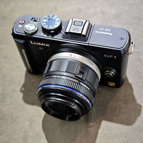 Panasonic GF1 松下 樂聲 + olympus 奧林巴斯  14-42 II M43 14mm 42mm 兩電一充連...