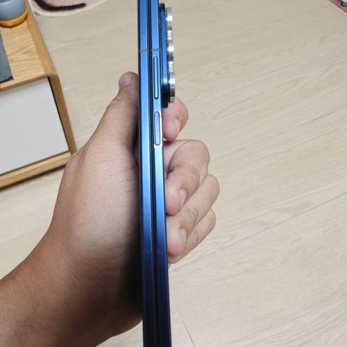 Samsung Galaxy z fold 7 1tb藍色 有花，100％正常