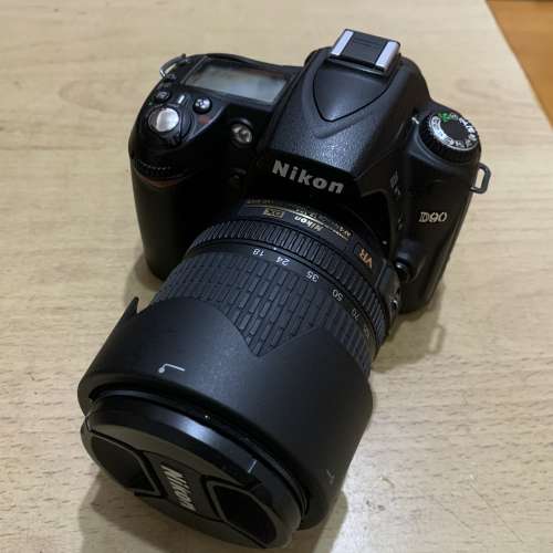 代友放Nikon D90 +18-105 +55-300mm 鏡頭+MB-D80 9成新