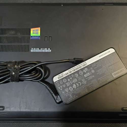 X1 Carbon 6th Gen 14 吋 i7-8550U 16G Ram 512GB M.2 Window11專業版