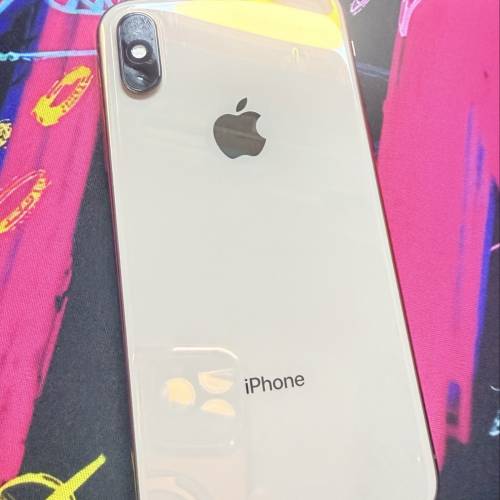 超低價99.99%新 iPhone xs 5.8&rdquo;金色 極新淨 512GB 完全無花