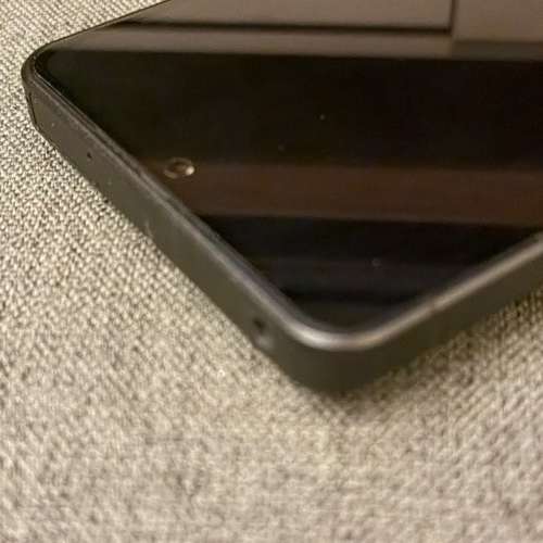 Sharp Aquos R8 Pro 萊卡鏡頭手機(只限今日内快放）