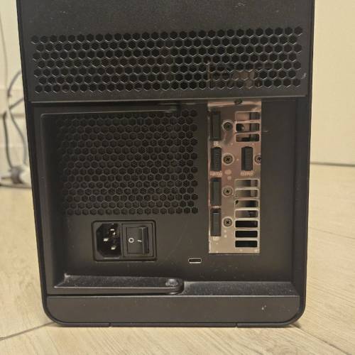 Asus RTX 3060 OC 12GB 顯示卡 + Razer core X 連結盒