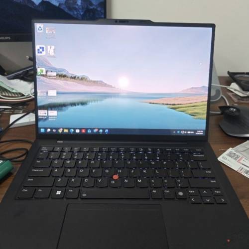 Lenovo ThinkPad X1 Carbon Gen 12 高配版 內置5g上網 /  Ultra 7 165U 32G 1TB