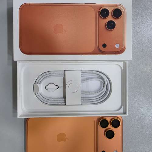 99%新iPhone 17 Pro Max 256GB  橙色 全套