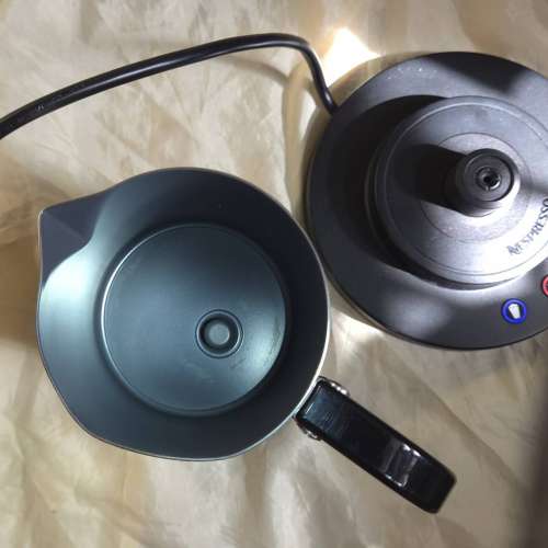 Nespresso Aeroccino 4 奶泡機 凹左 全正常