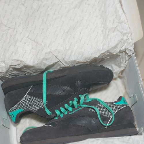 買錯Size 代友出售Reebok Classic Leather