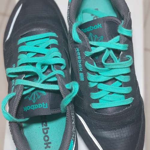 買錯Size 代友出售Reebok Classic Leather